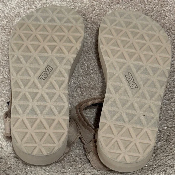 Teva Tan Platform Strappy Sandals - Picture 9 of 9